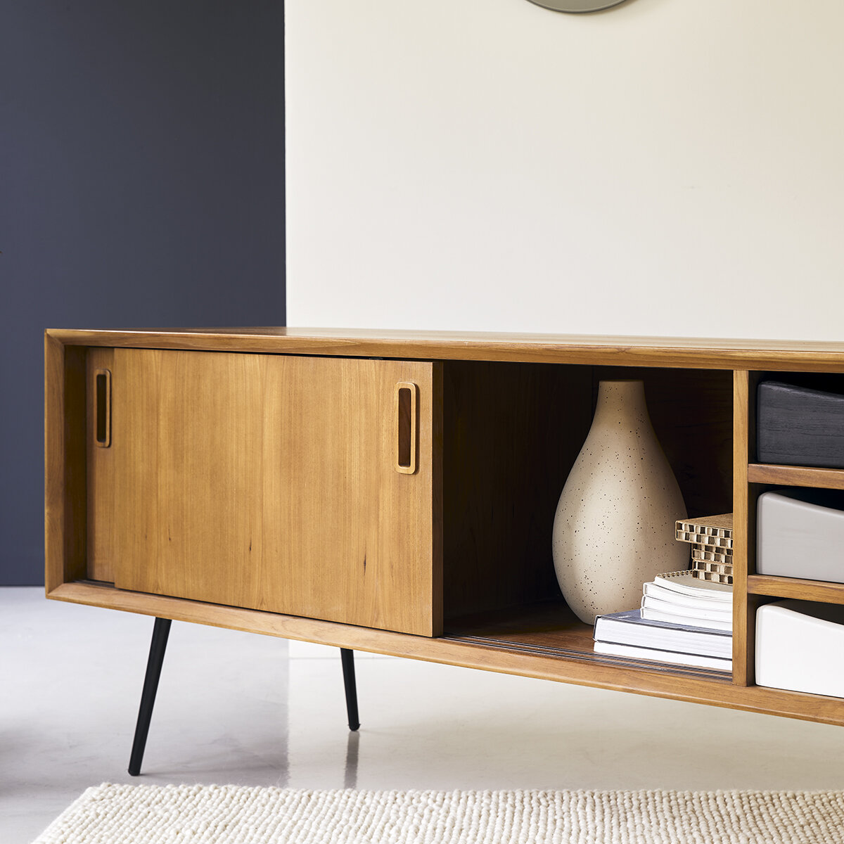 Ruben - TV Schrank aus Teak 155 cm Ruben - TV Schrank aus Teak 155 cm