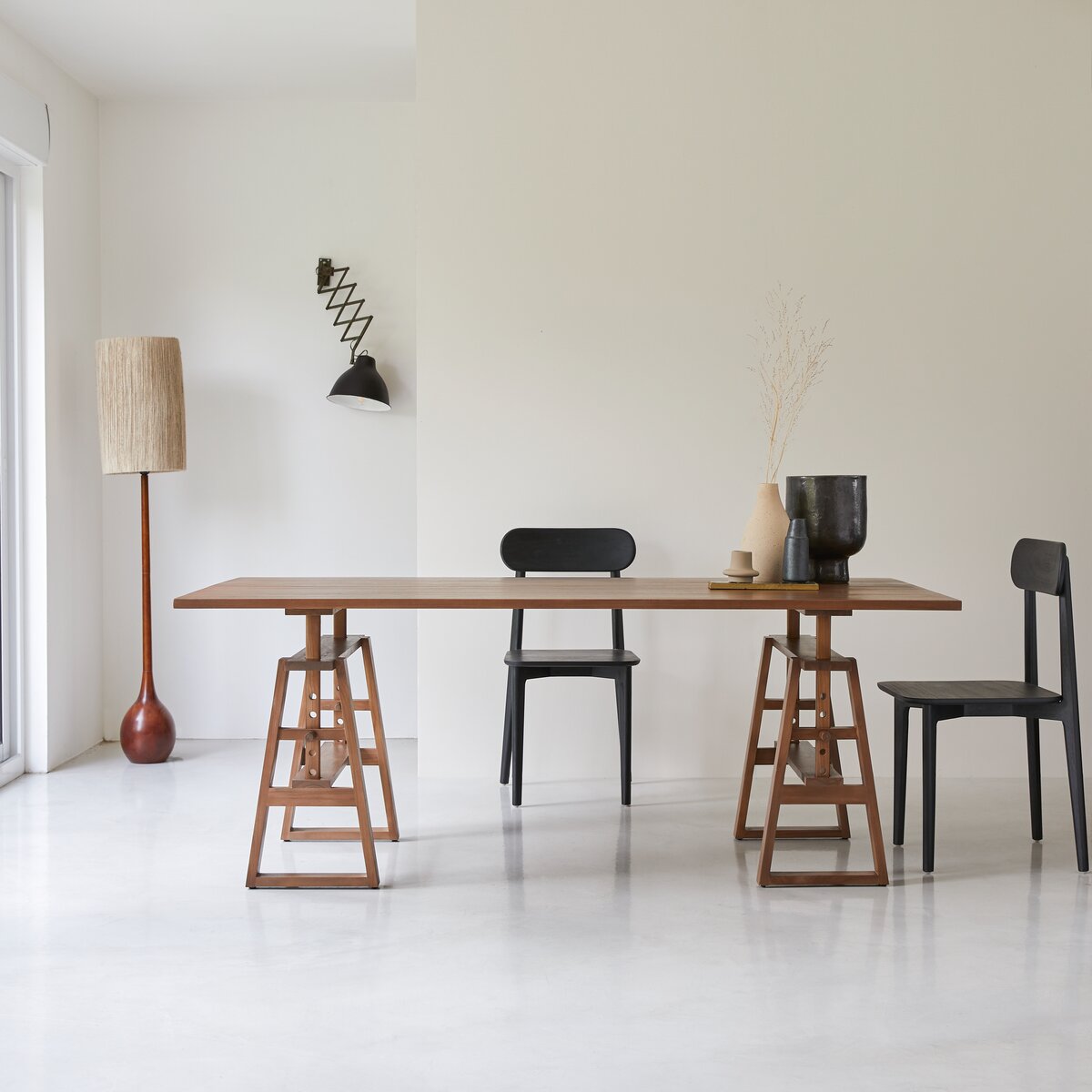 Trestle - Tavolo in teak massello 6/8 pers. Trestle - Tavolo in teak massello 6/8 pers.