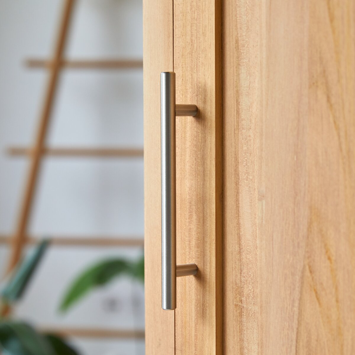 Layang - Hochschrank aus massivem Teakholz Layang - Hochschrank aus massivem Teakholz
