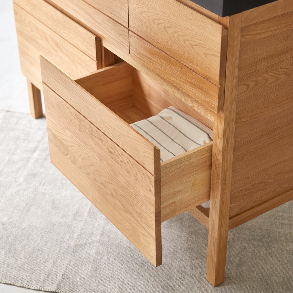 Easy - Mueble de baño en roble macizo y piedra de lava 120 cm Easy - Mueble de baño en roble macizo y piedra de lava 120 cm