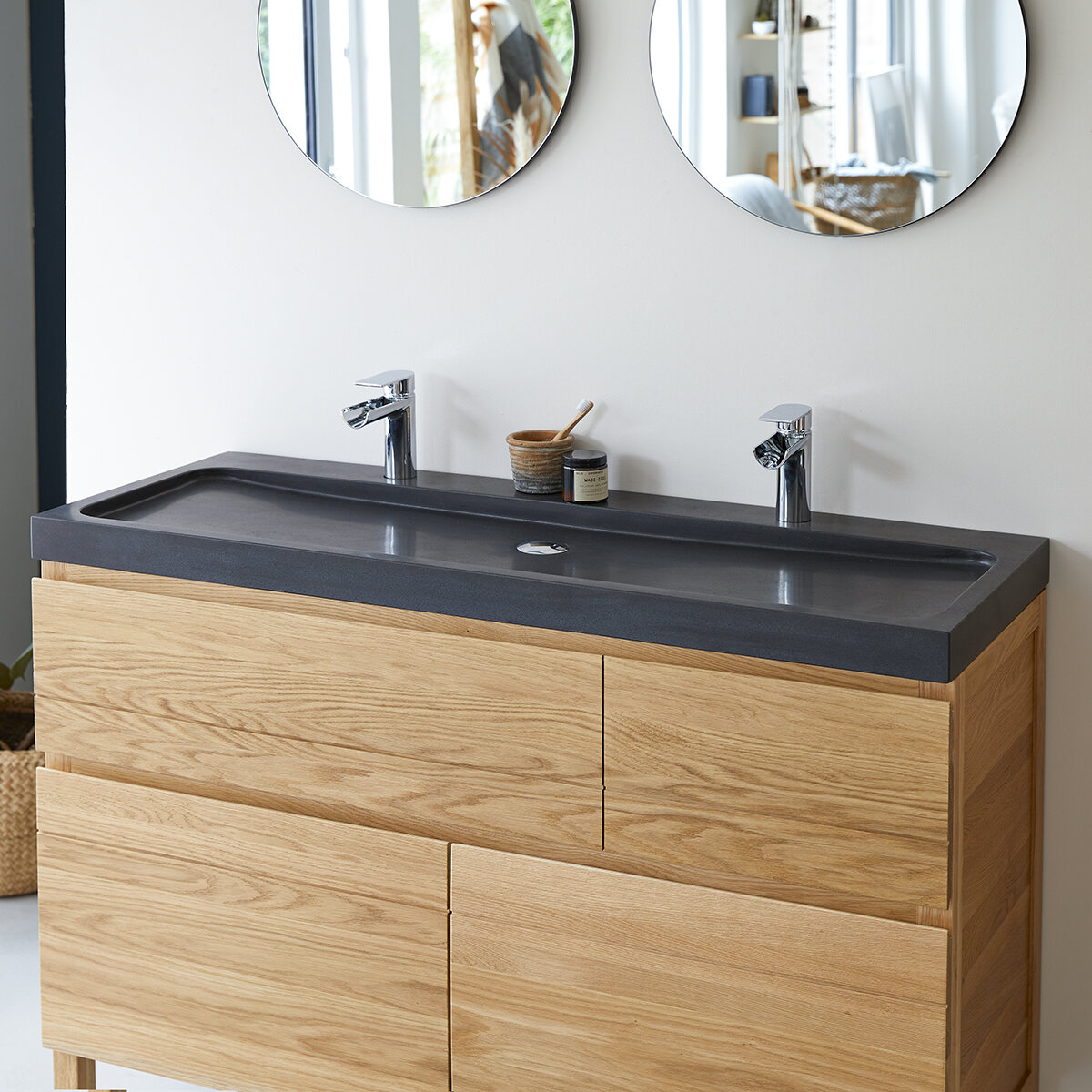 Easy - Mueble de baño en roble macizo y piedra de lava 120 cm Easy - Mueble de baño en roble macizo y piedra de lava 120 cm