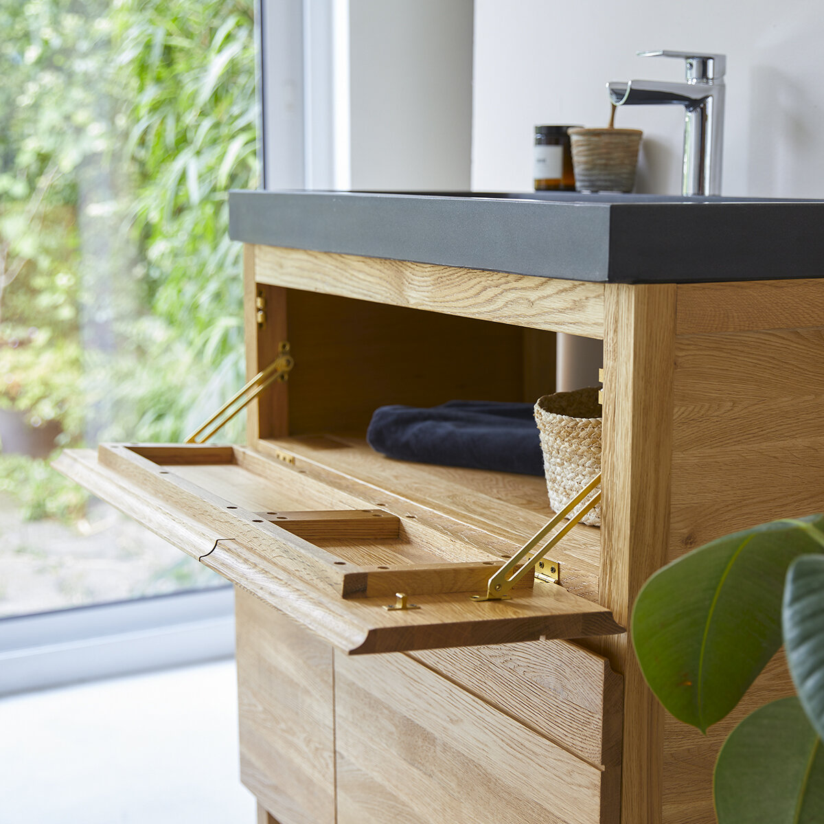 Easy - Mueble de baño en roble macizo y piedra de lava 80 cm Easy - Mueble de baño en roble macizo y piedra de lava 80 cm