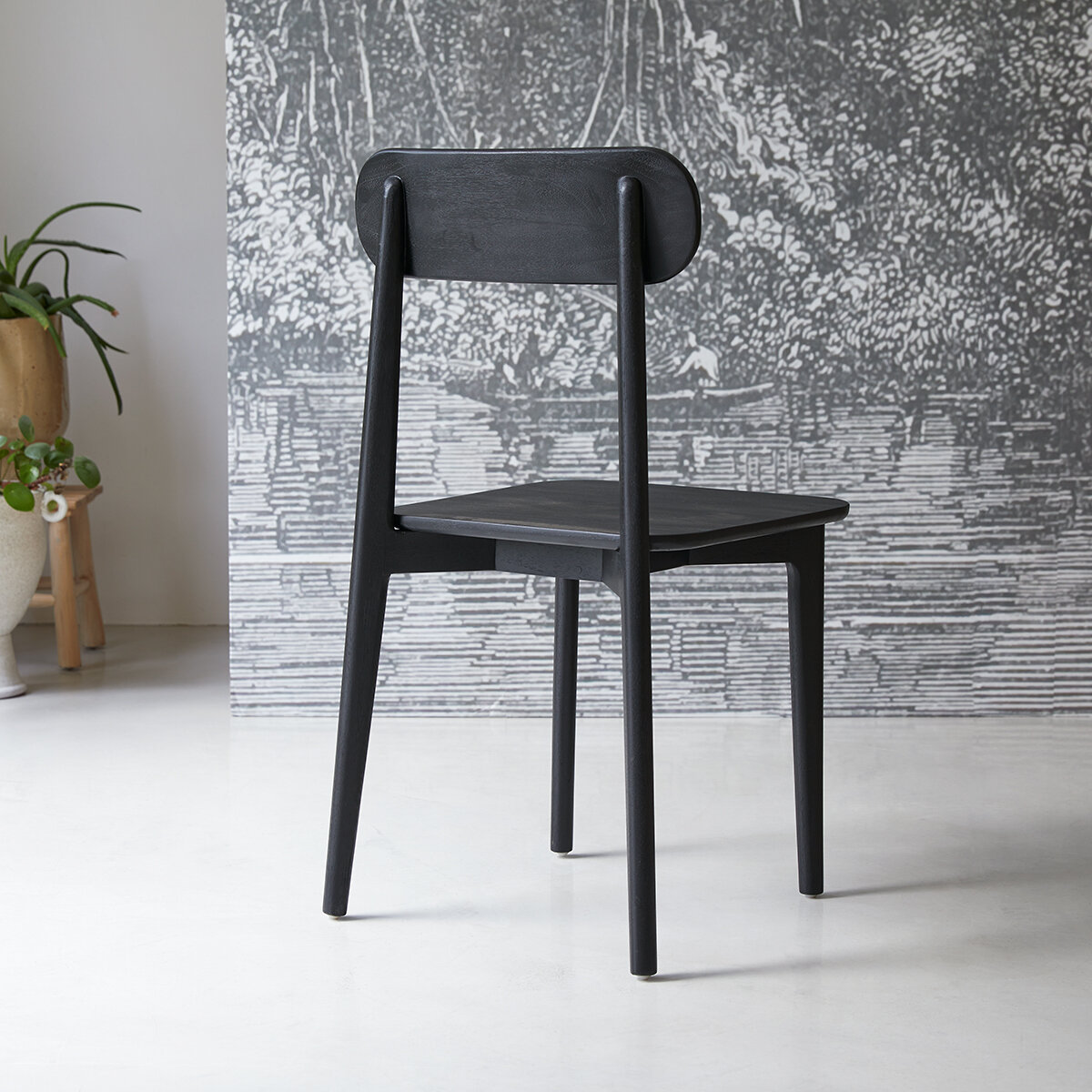 Jonàk - Chaise en teck massif black Jonàk - Chaise en teck massif black