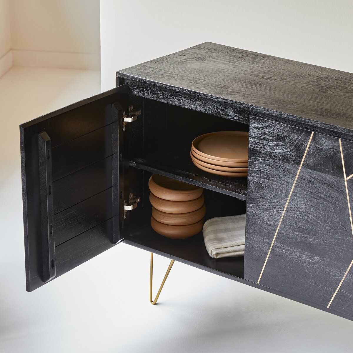 Liv - Solid mango Sideboard 150 cm Liv - Solid mango Sideboard 150 cm