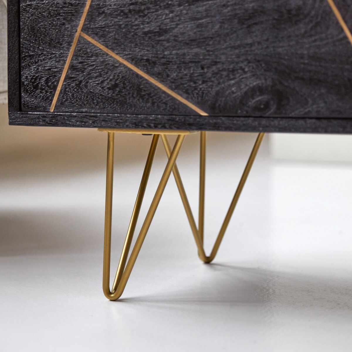 Liv - Solid mango TV Stand 150 cm Liv - Solid mango TV Stand 150 cm