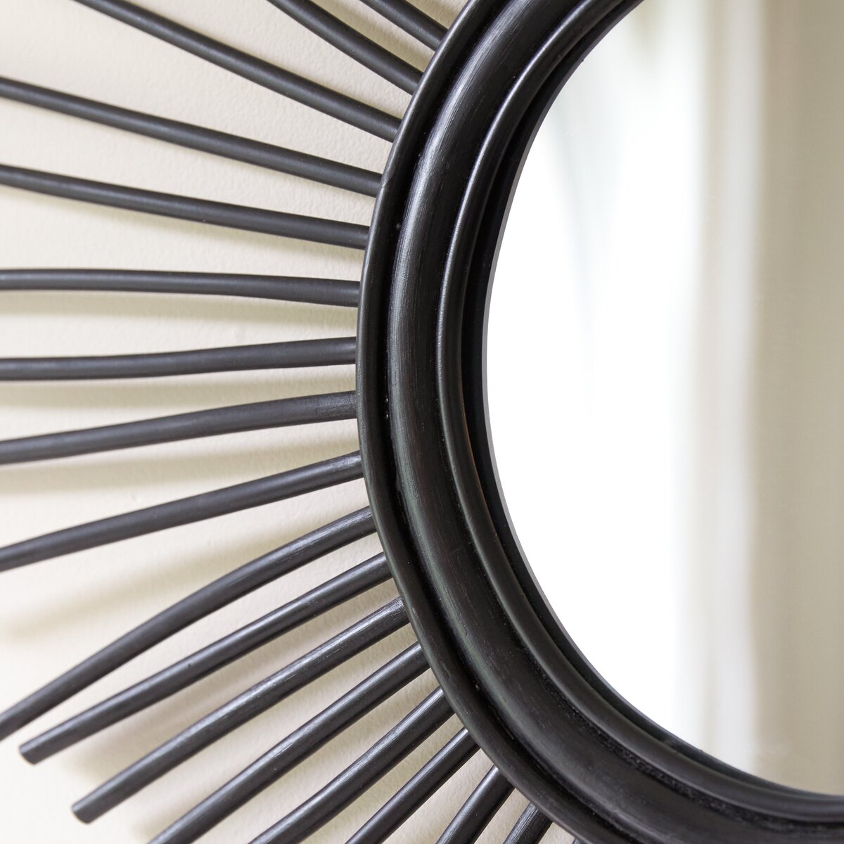 Isidore - Spiegel aus Rattan schwarz 80 cm Isidore - Spiegel aus Rattan schwarz 80 cm