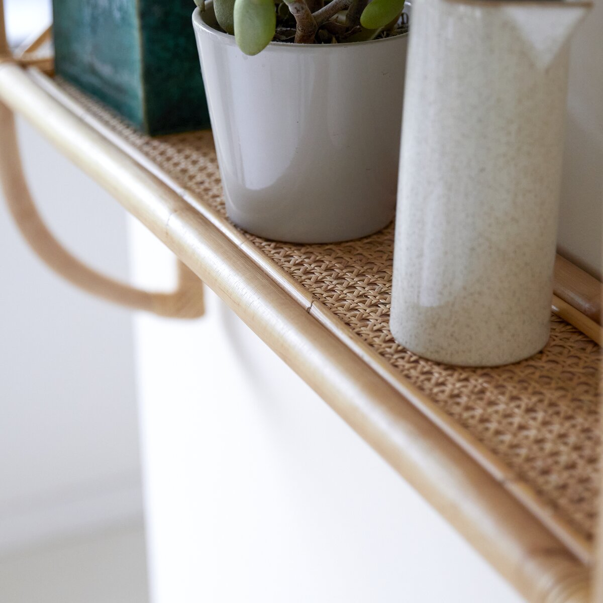Marius - Wandregal aus Rattan Marius - Wandregal aus Rattan