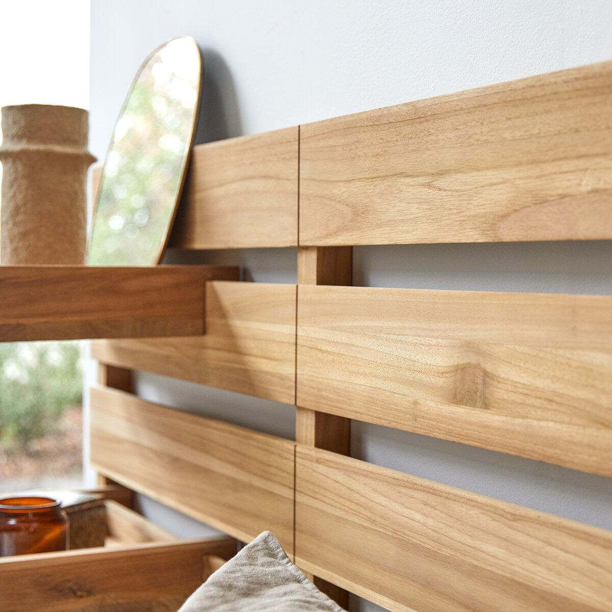 Urbain - Testiera con ripiani in teak massello 270 cm Urbain - Testiera con ripiani in teak massello 270 cm