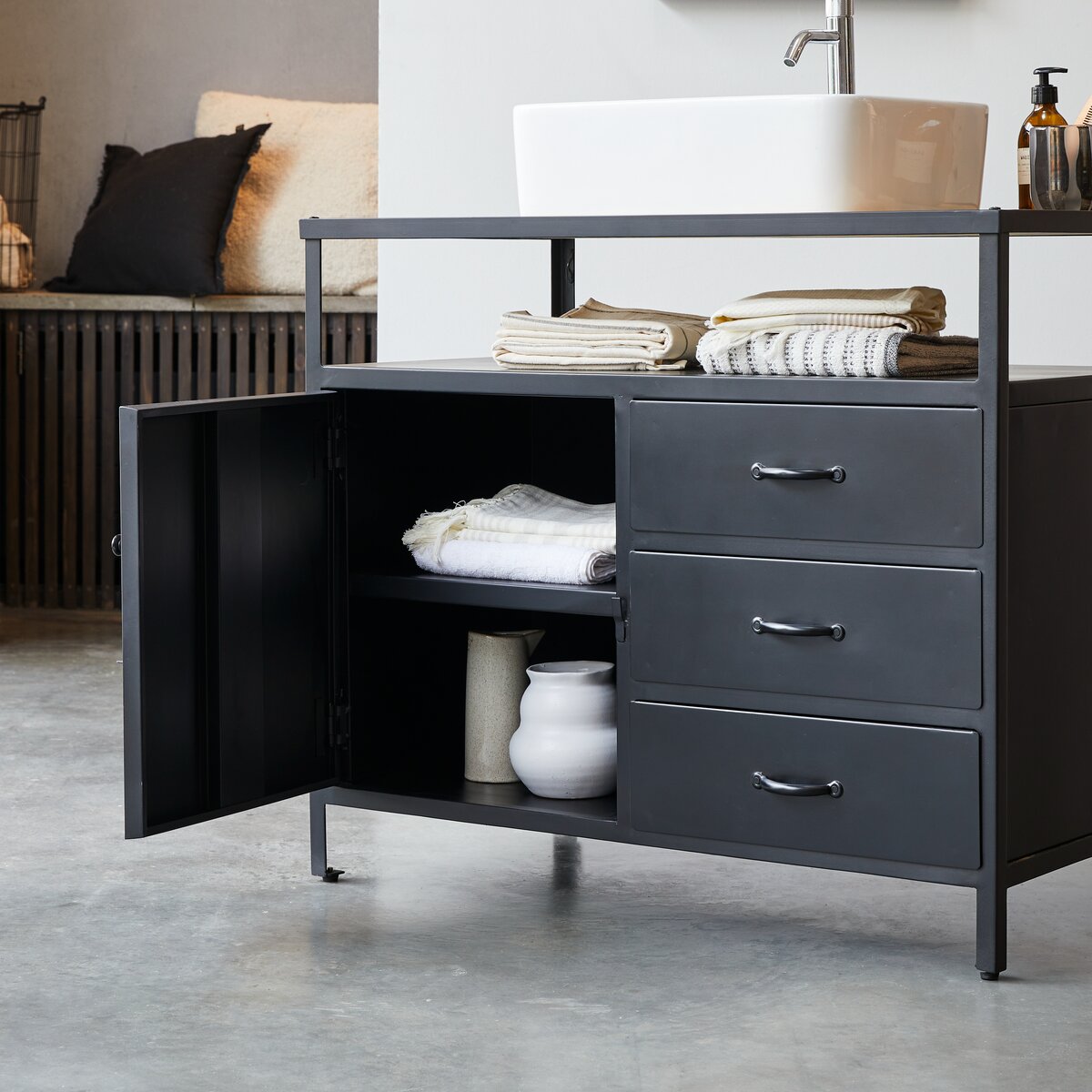 Industriel - Waschtischunterschrank aus massivem Mangoholz und Metall 95 cm Industriel - Waschtischunterschrank aus massivem Mangoholz und Metall 95 cm