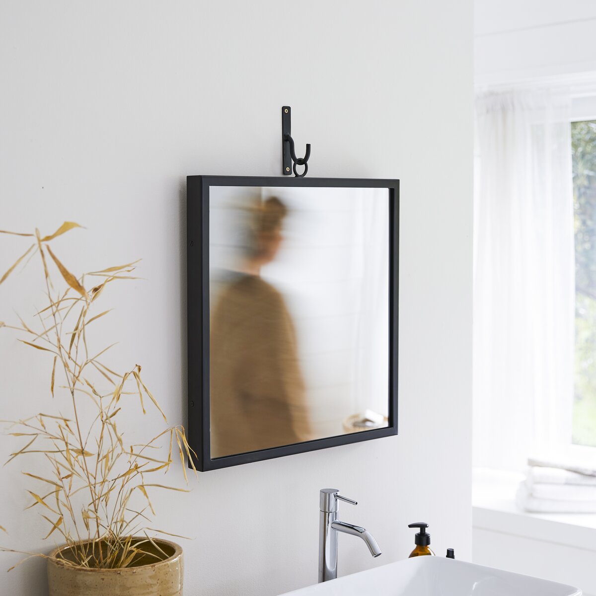 Square - Spiegel aus Metall 50 cm Square - Spiegel aus Metall 50 cm