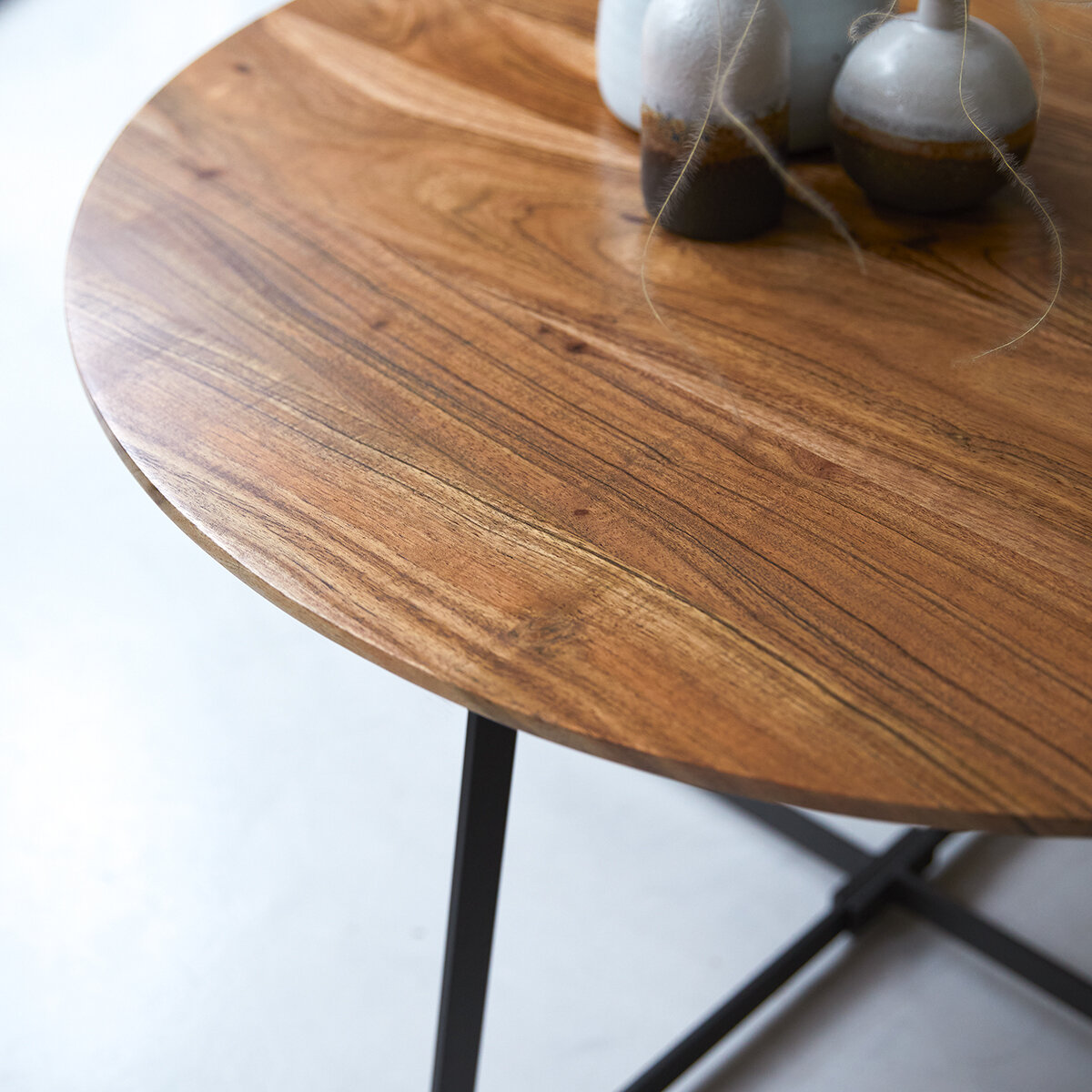 Temis - Table basse en acacia massif Temis - Table basse en acacia massif