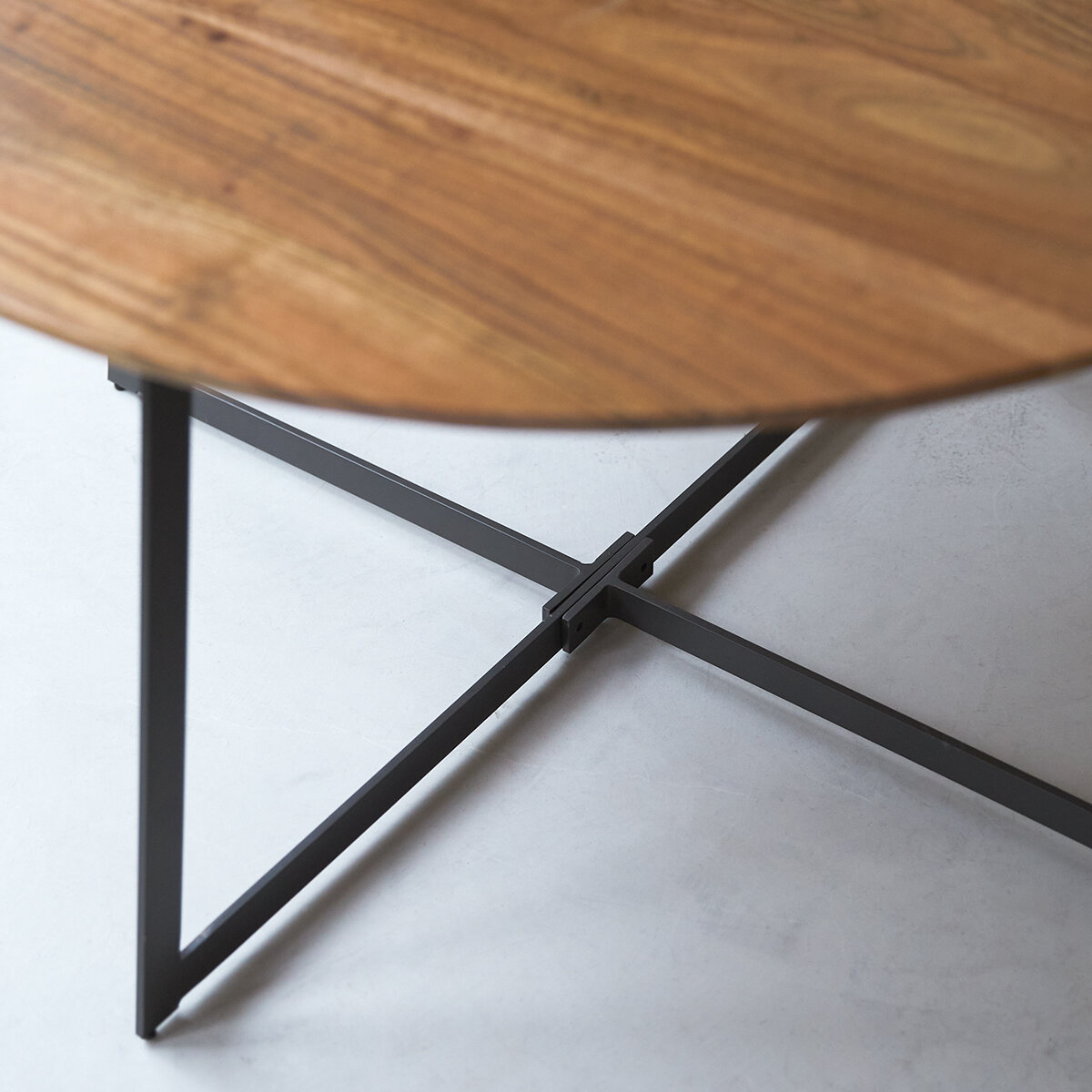 Temis - Table basse en acacia massif Temis - Table basse en acacia massif