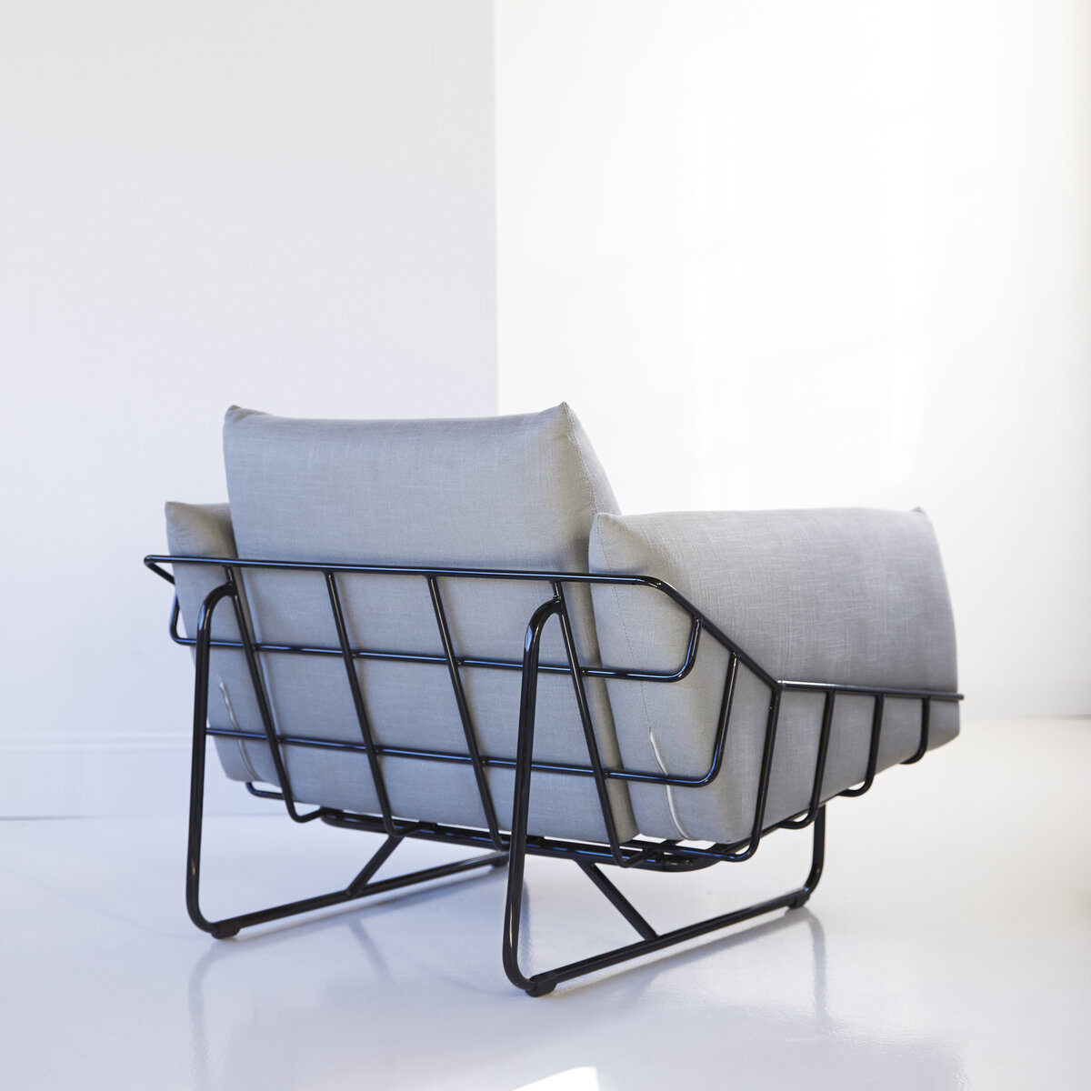 Jonas - Fauteuil en tissu gris Jonas - Fauteuil en tissu gris