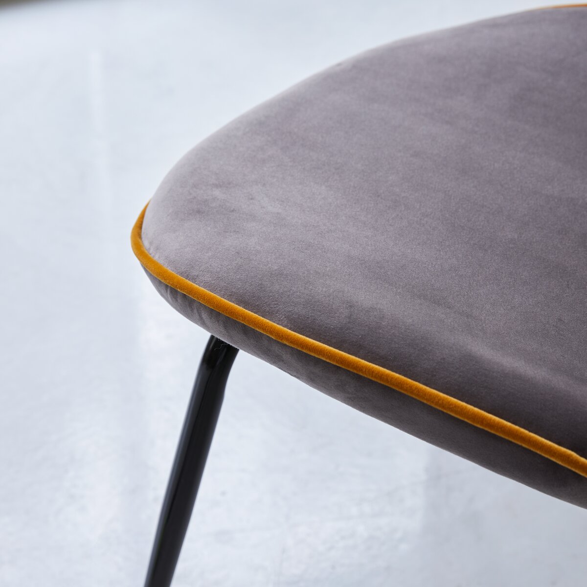 Uma - Sedia in tessuto grey Uma - Sedia in tessuto grey