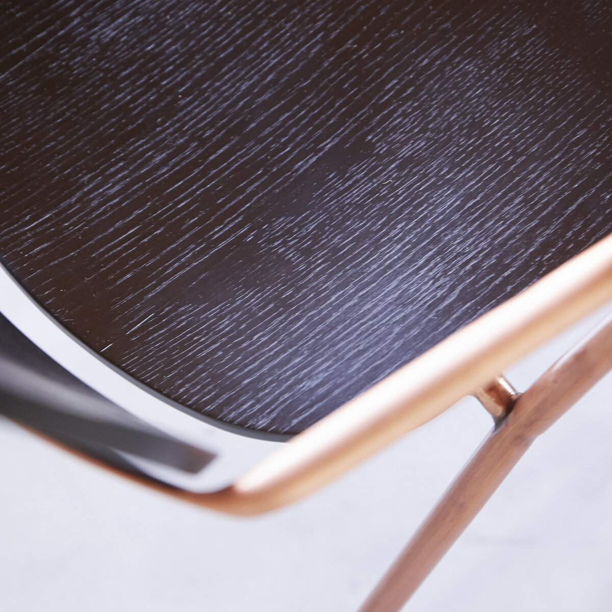 Ada - Silla en roble y metal copper Ada - Silla en roble y metal copper