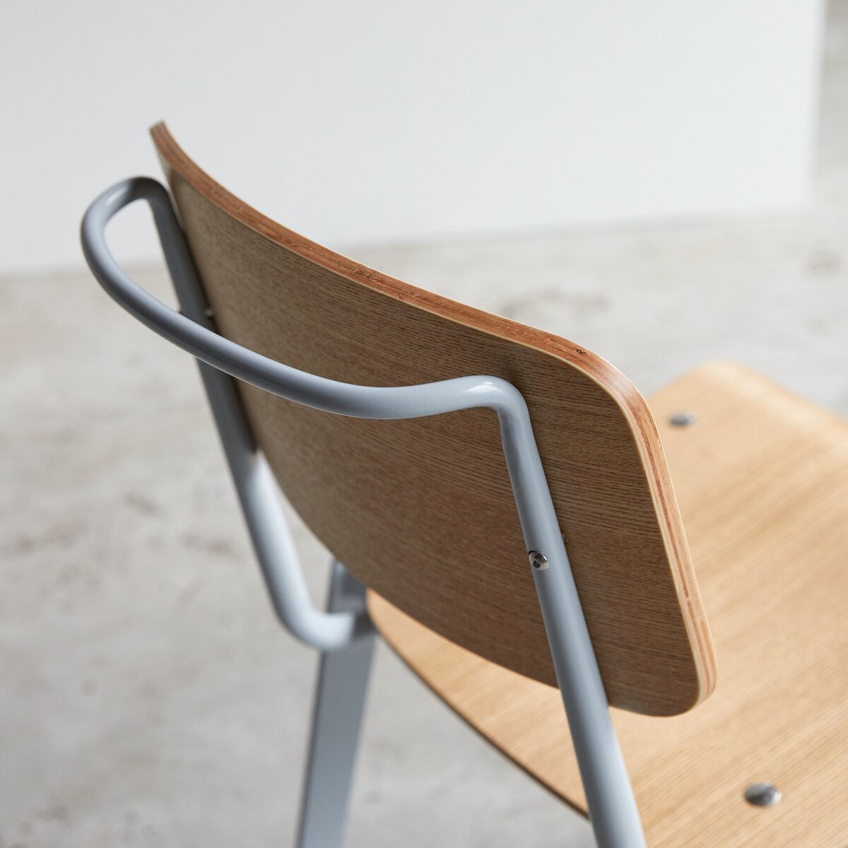 Mio - Chaise en frêne et métal grey Mio - Chaise en frêne et métal grey