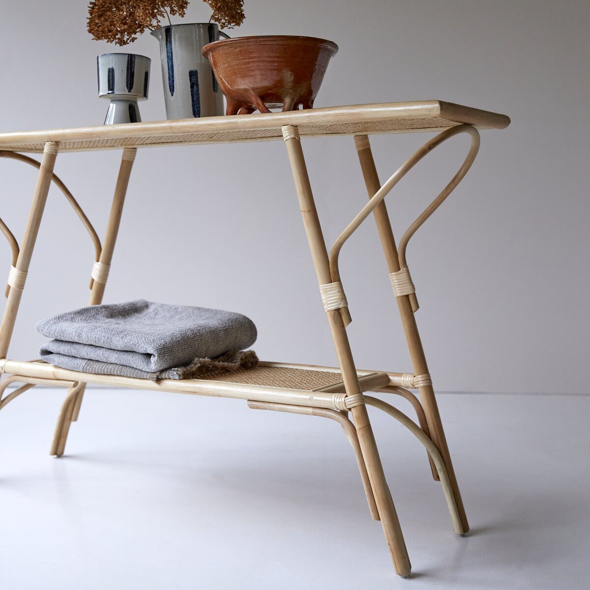Marius - Console en rotin Marius - Console en rotin