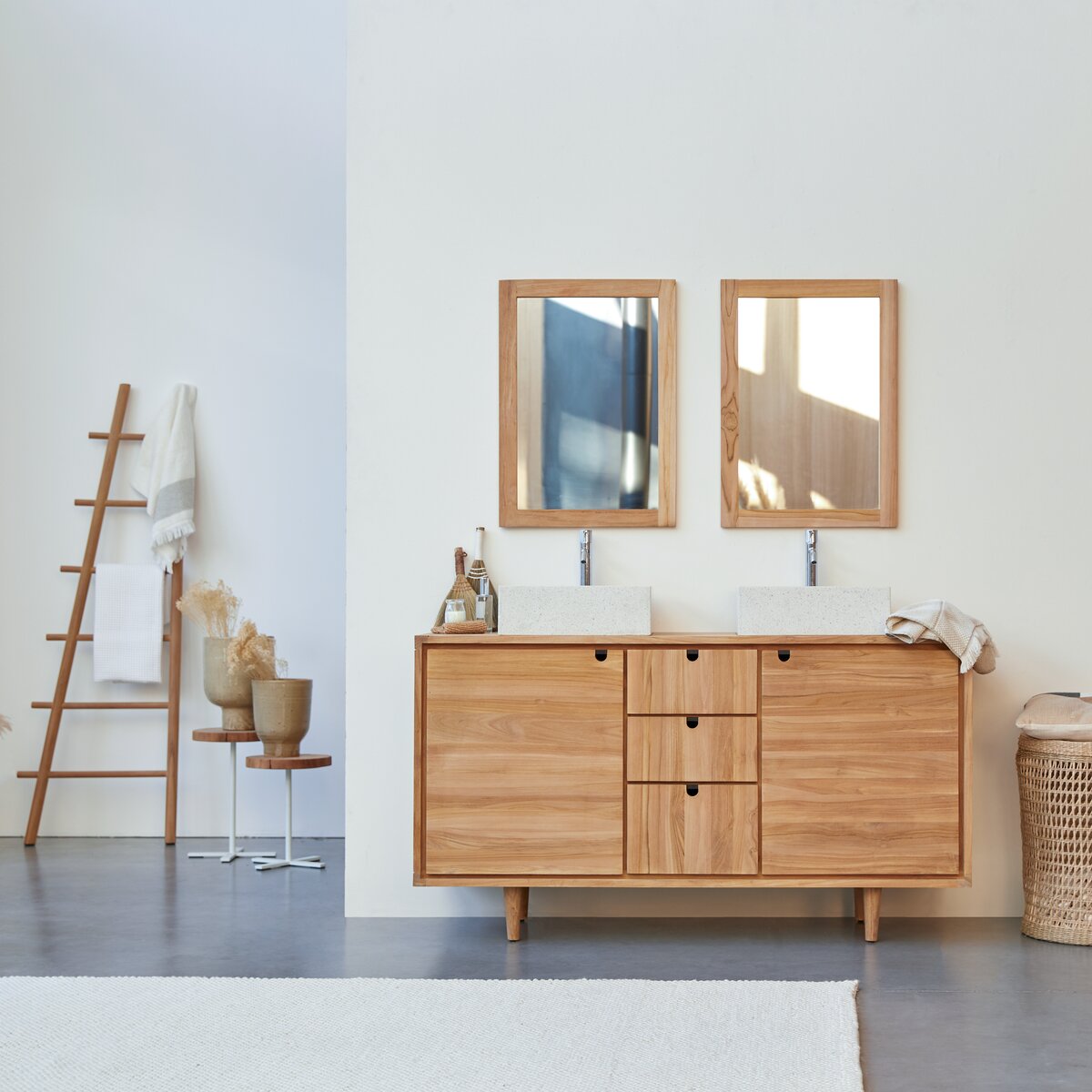 Jonàk - Waschtischunterschrank aus massivem Teakholz 145 cm Jonàk - Waschtischunterschrank aus massivem Teakholz 145 cm