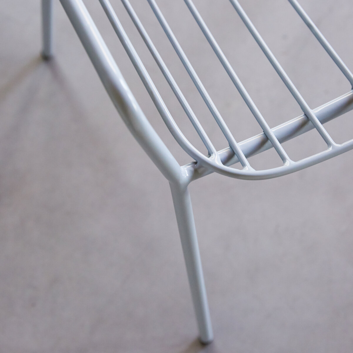 Arty - Fauteuil en métal bleu grey Arty - Fauteuil en métal bleu grey