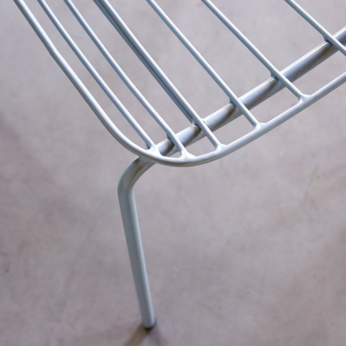 Arty - Chaise en métal bleu grey Arty - Chaise en métal bleu grey