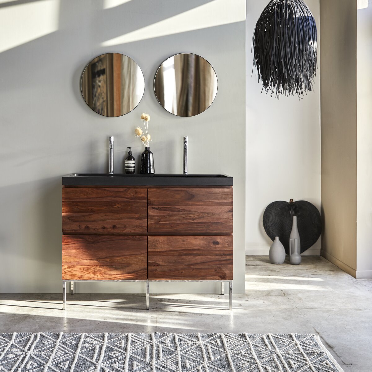 Nova - Mueble de baño en palisandro macizo y piedra de lava 120 cm Nova - Mueble de baño en palisandro macizo y piedra de lava 120 cm