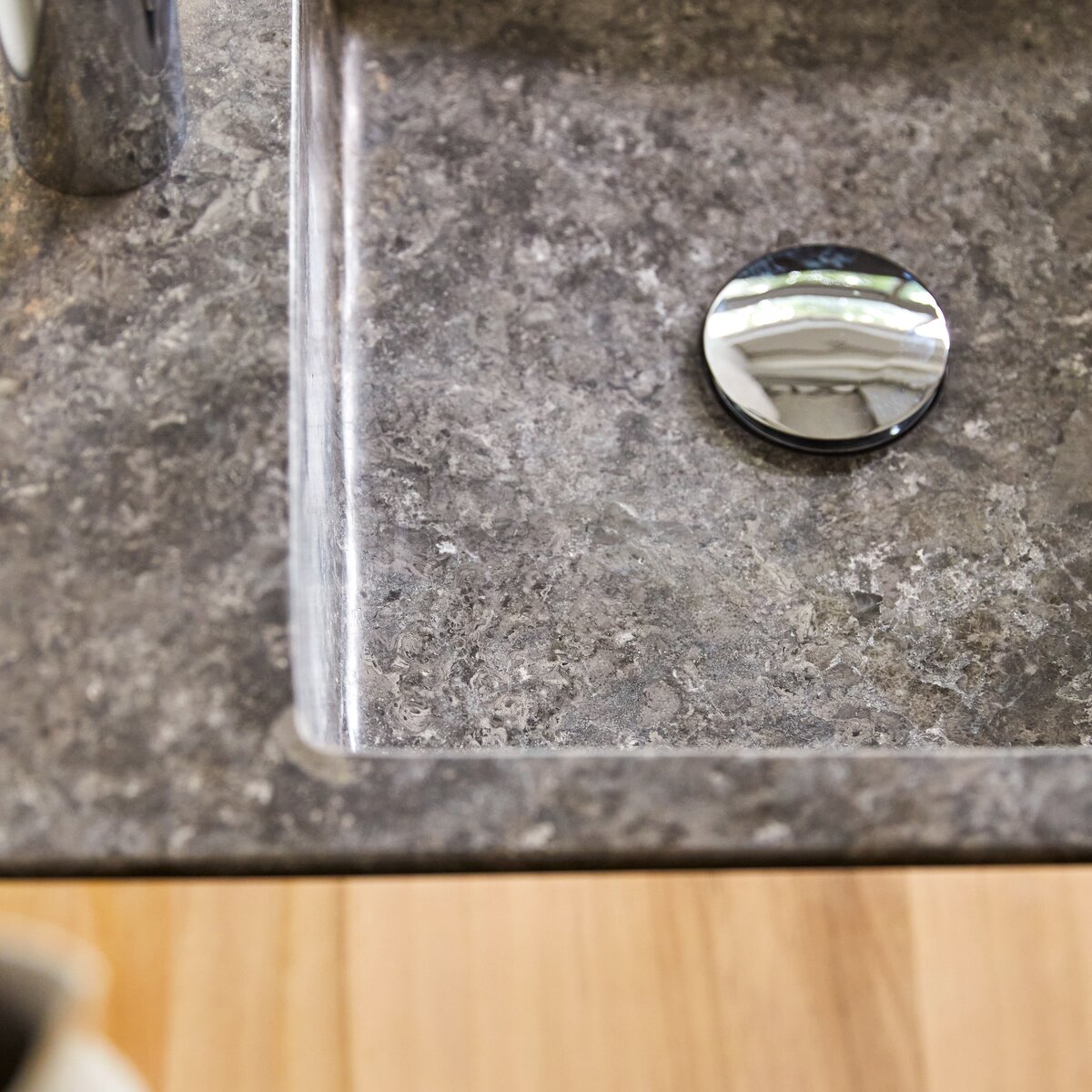 Line - Mueble de baño en teca maciza y mármol 85 cm Line - Mueble de baño en teca maciza y mármol 85 cm
