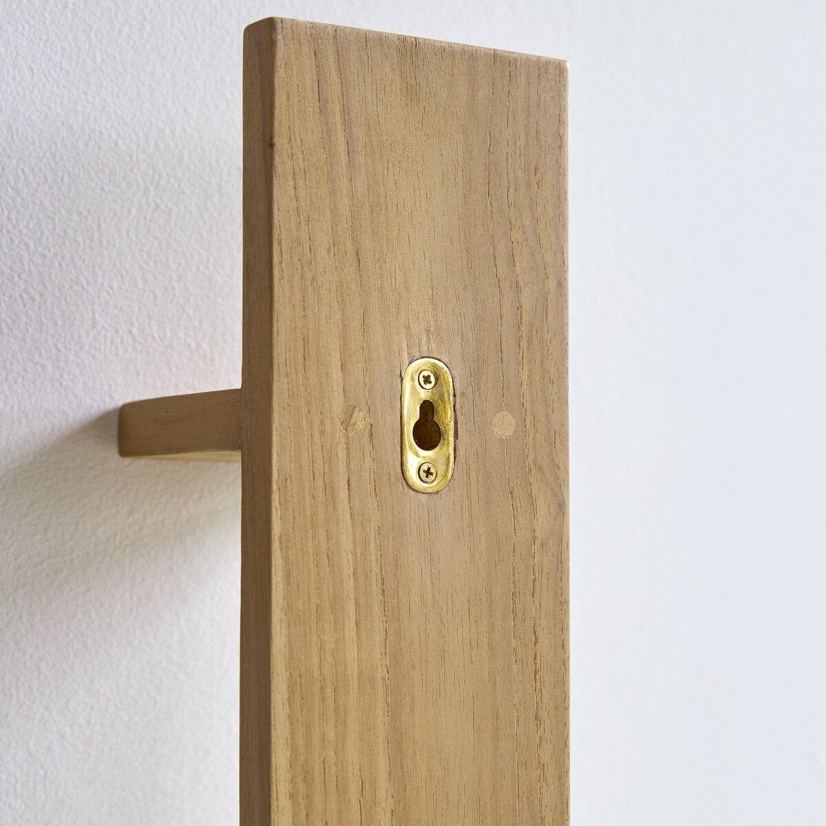 Bahya - Vertikales Badregal aus massivem Teak Bahya - Vertikales Badregal aus massivem Teak