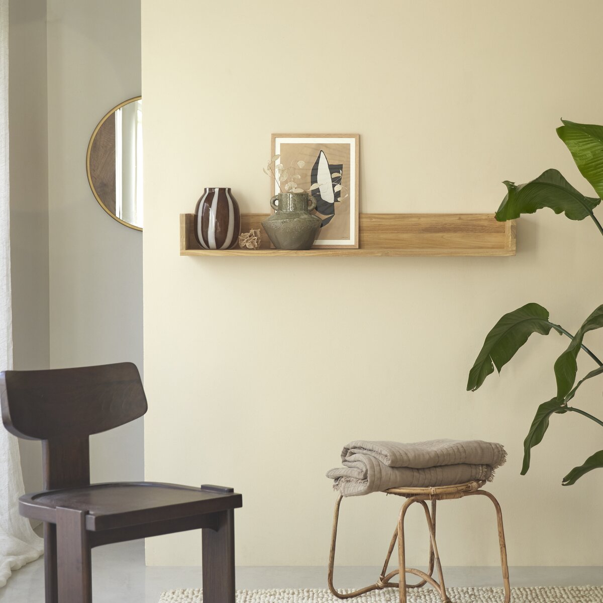 Arty - Solid teak wall-mounted Shelf