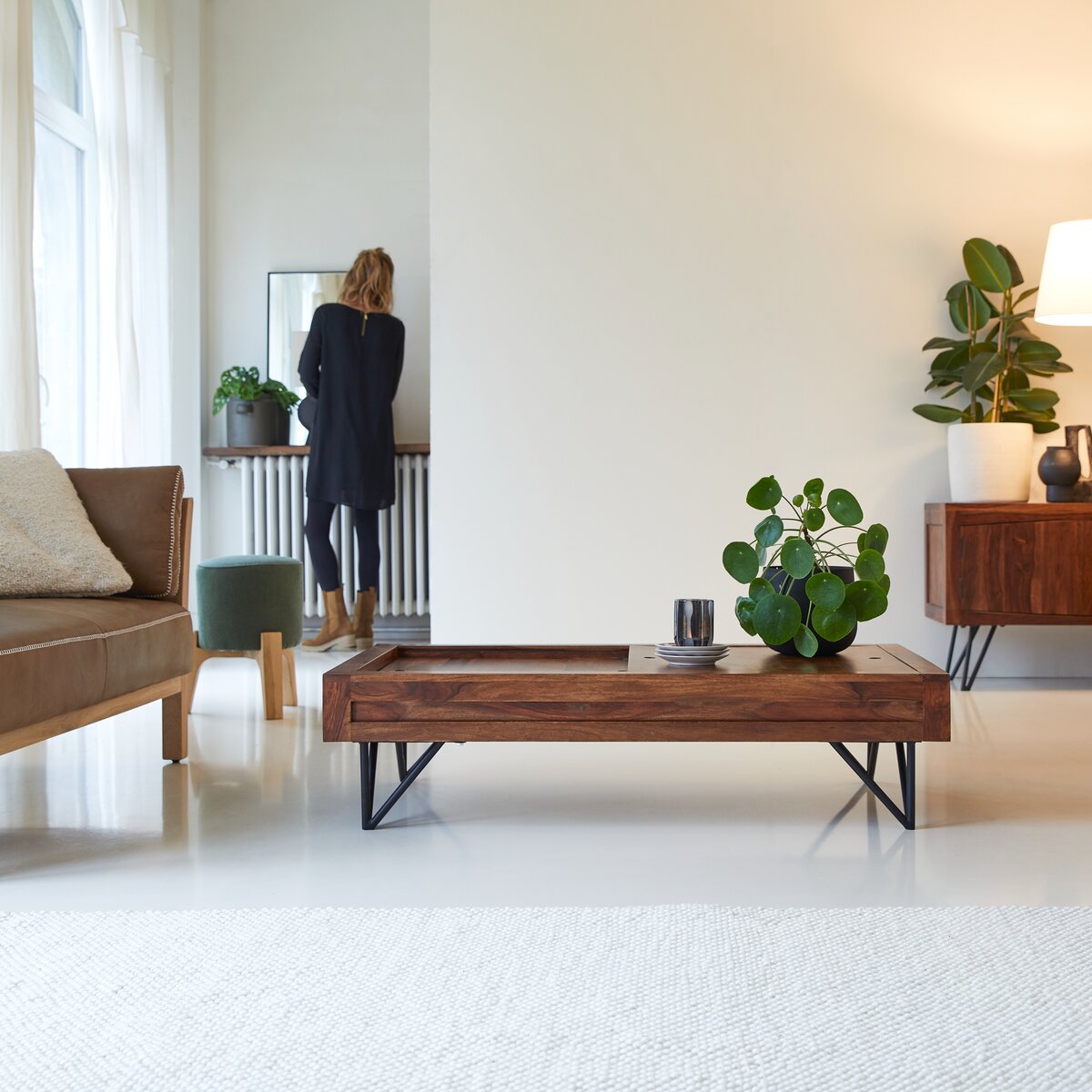Bonnie - Table basse rangement en palissandre massif Bonnie - Table basse rangement en palissandre massif