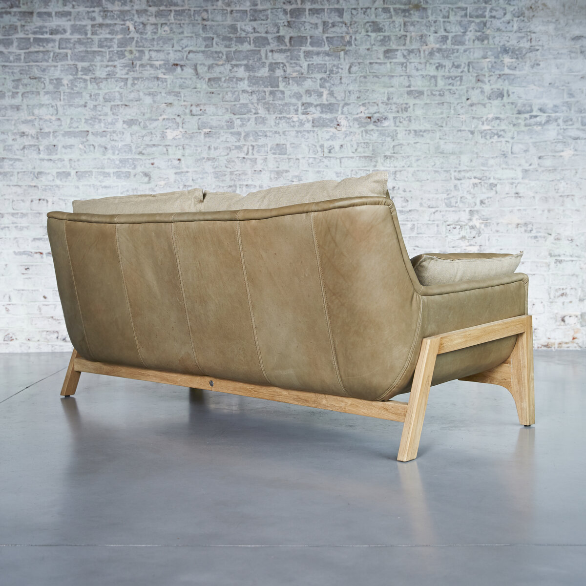 Woodnest - Sofa 2-Sitzer aus massivem Eichenholz und Leder Cheyenne Woodnest - Sofa 2-Sitzer aus massivem Eichenholz und Leder Cheyenne