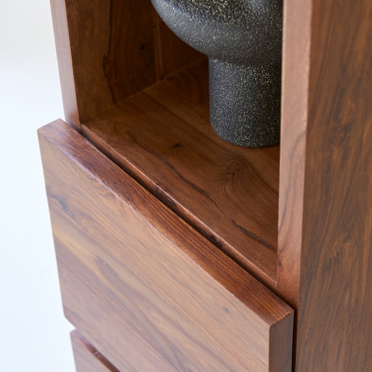 Nova - Solid sheesham Column Nova - Solid sheesham Column