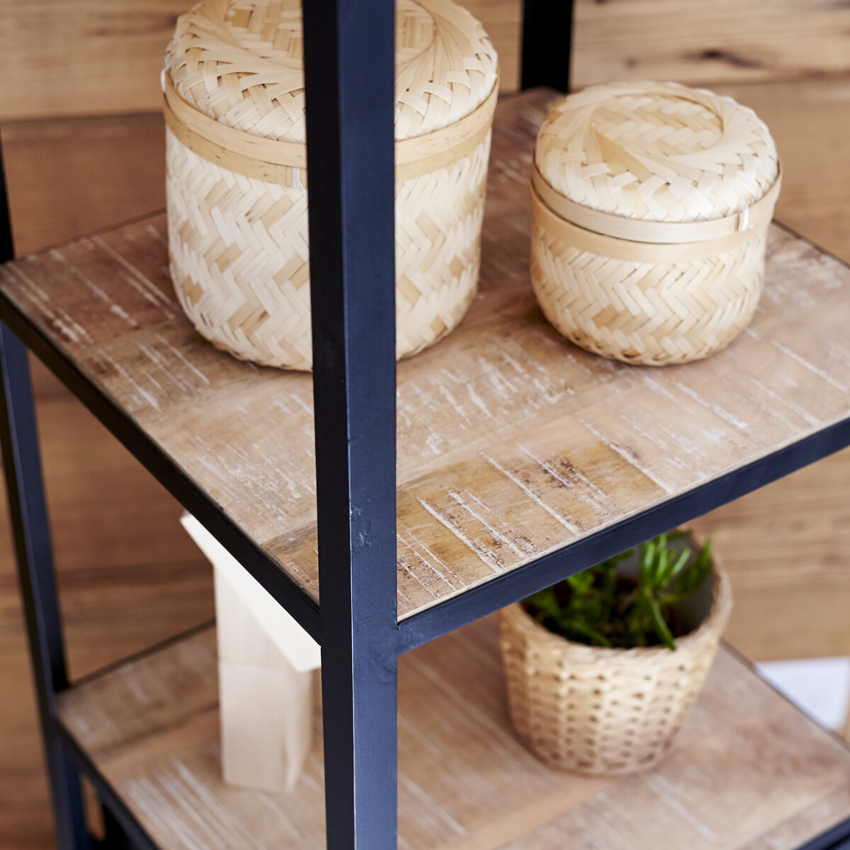 Industriel - Columna en madera oscura de mango y metal Industriel - Columna en madera oscura de mango y metal