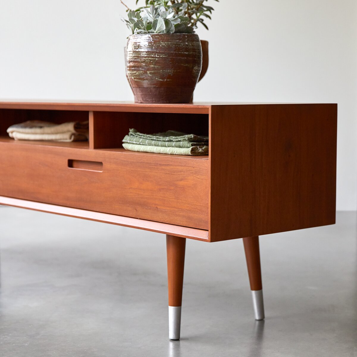 Mahogany TV Magda 50's Living room TV stand Sale Tikamoon