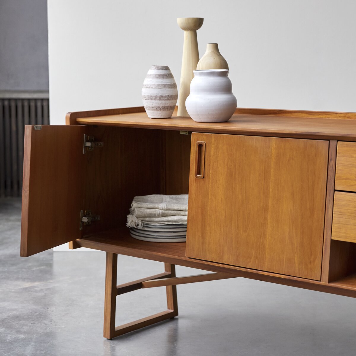 Mobile credenza bassa in teak