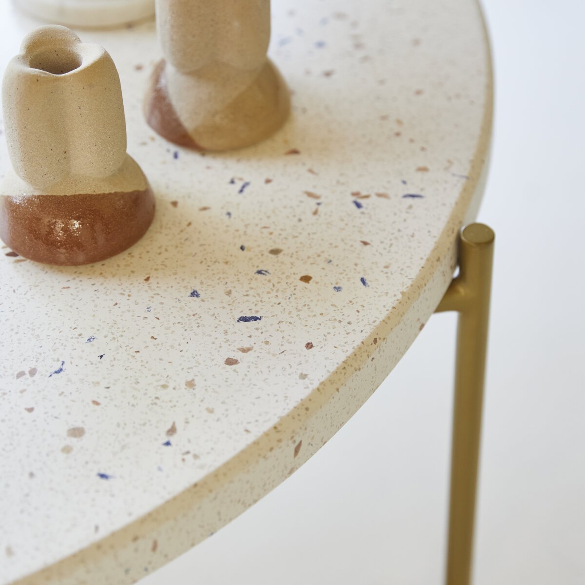 Anatole - Table basse en terrazzo et métal confetti Anatole - Table basse en terrazzo et métal confetti