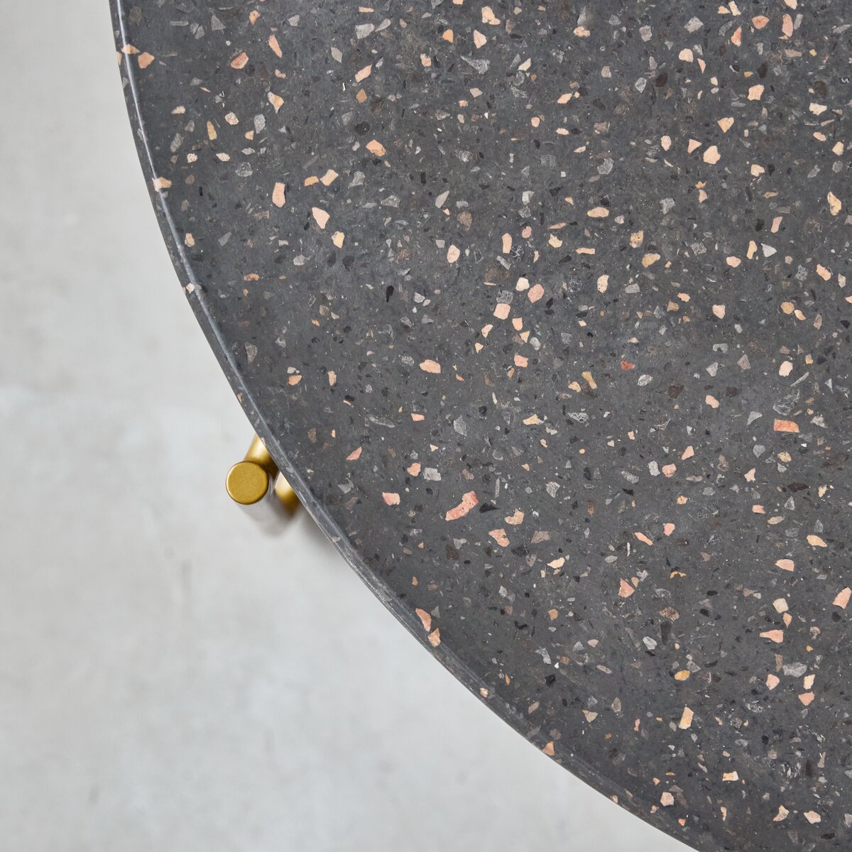 Anatole - Table basse en terrazzo et métal grey Anatole - Table basse en terrazzo et métal grey