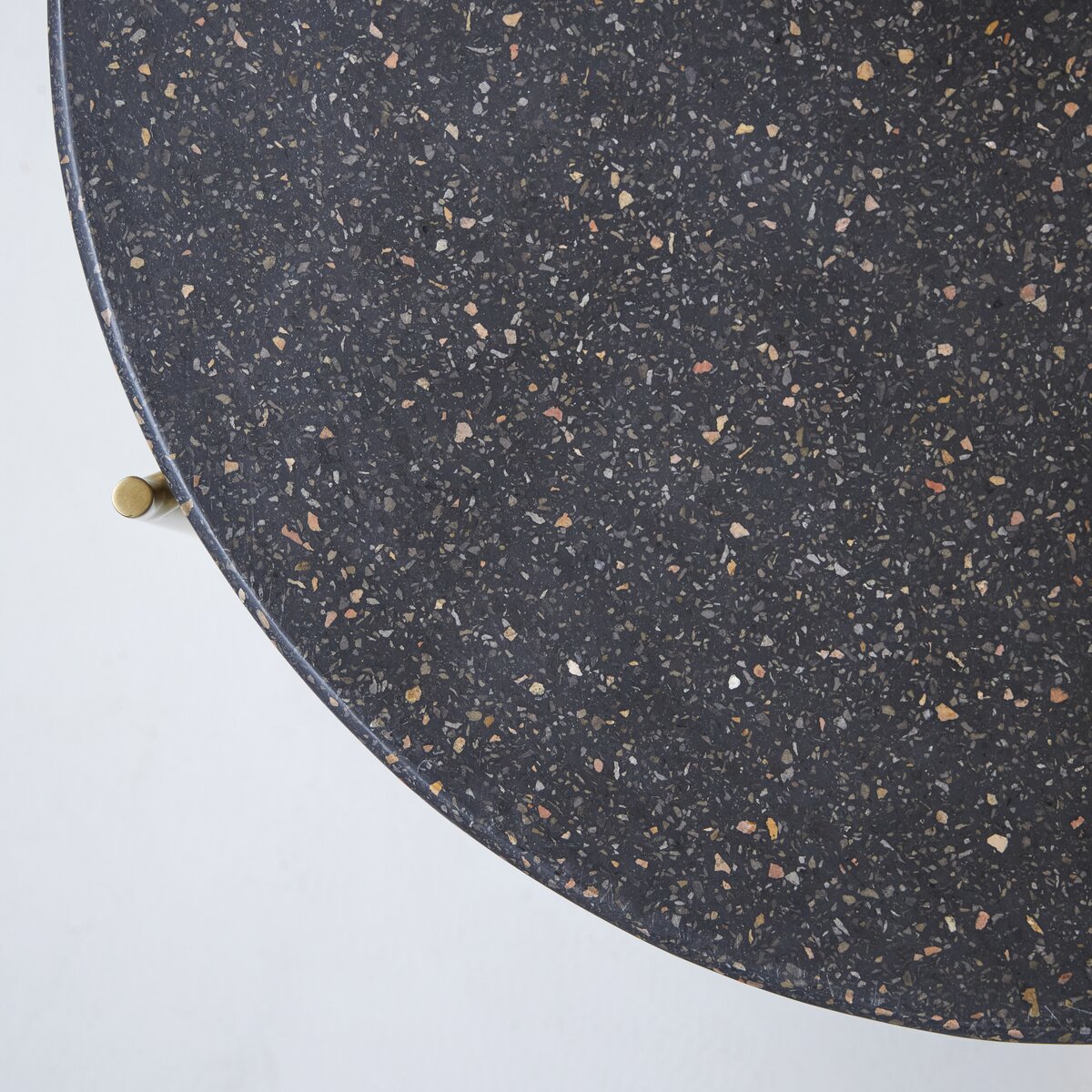 Anatole - Table basse en terrazzo et métal grey Anatole - Table basse en terrazzo et métal grey
