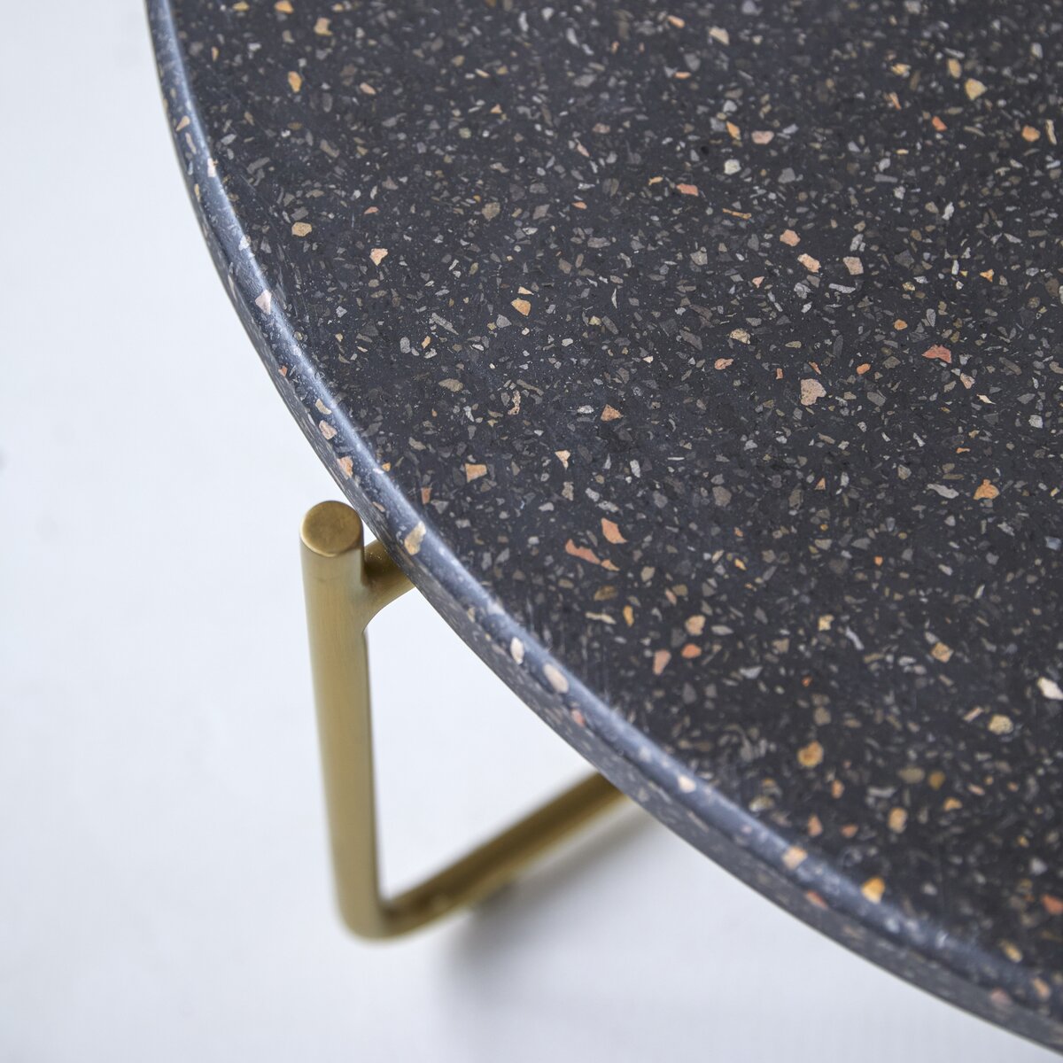 Anatole - Table basse en terrazzo et métal grey Anatole - Table basse en terrazzo et métal grey