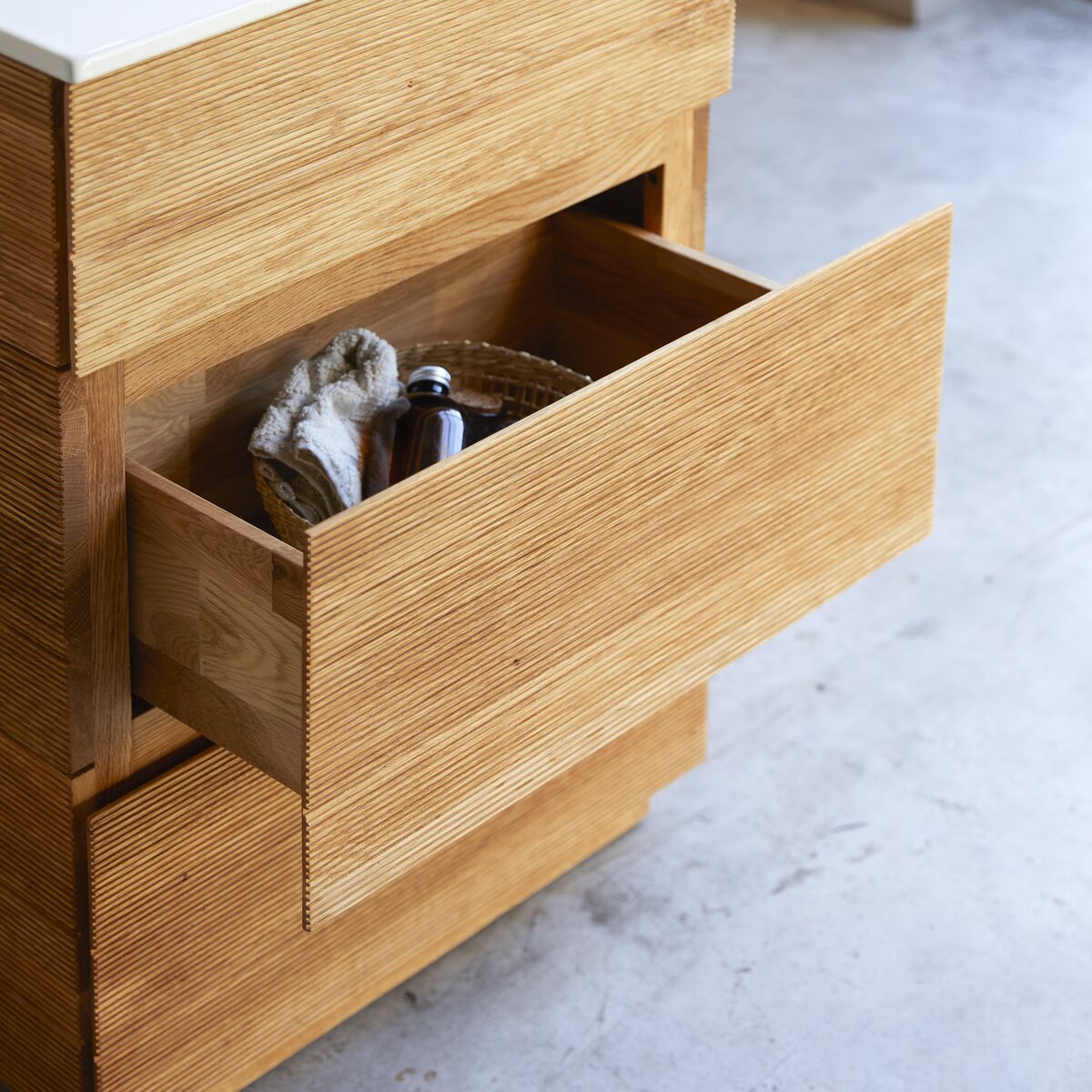 Karl - Solid oak and ceramic bathroom cabinet 60 cm Karl - Solid oak and ceramic bathroom cabinet 60 cm