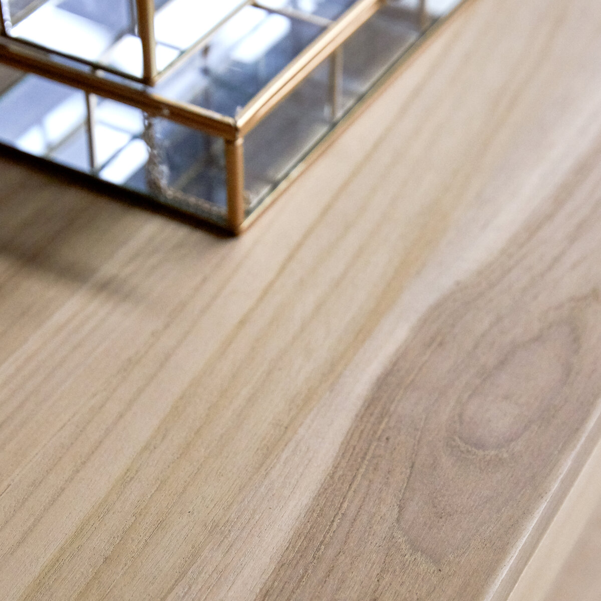 Anoa - TV Schrank aus massivem Teakholz 180 cm Anoa - TV Schrank aus massivem Teakholz 180 cm