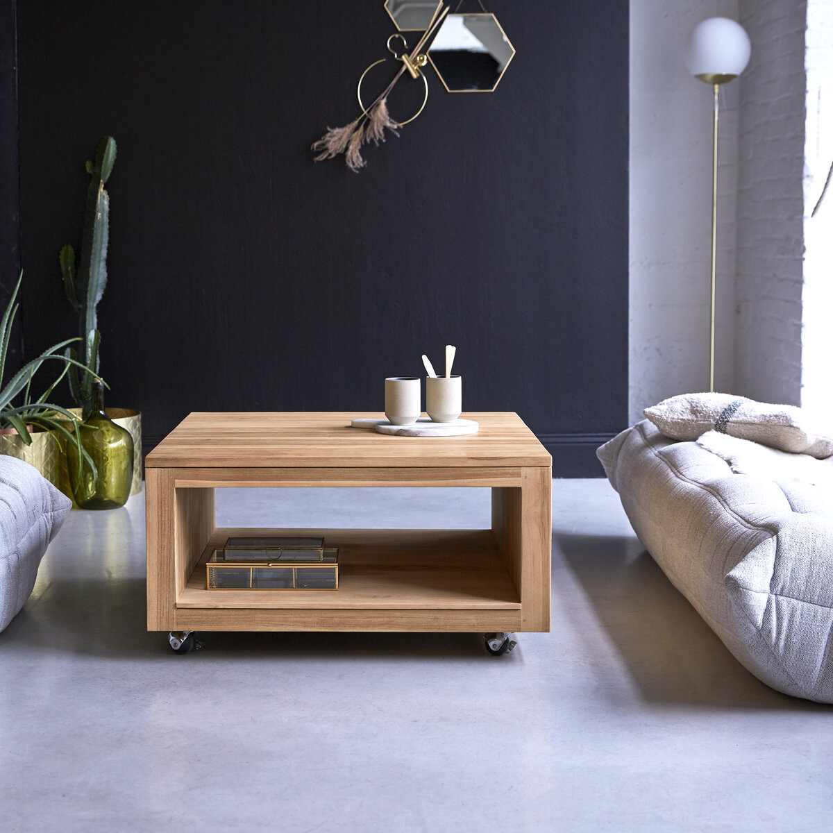 Anoa - Tavolino quadrato in teak massello Anoa - Tavolino quadrato in teak massello