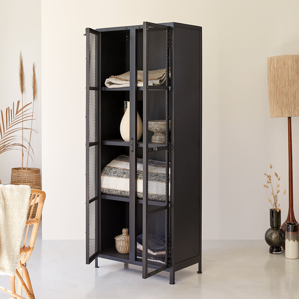 Cléo - Armoire grillagée en métal Cléo - Armoire grillagée en métal
