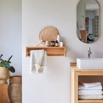 Ugo - Solid teak wall-mounted Towel rack 60 cm