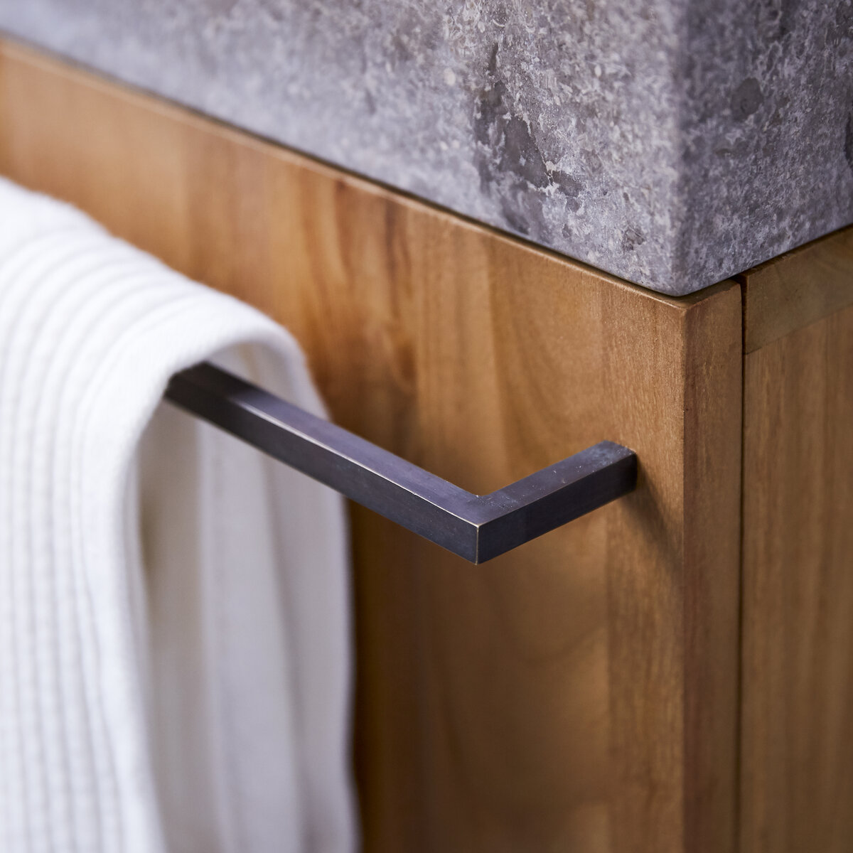 Stelle - Mobile lavamani in teak massello e lavabo in marmo grey Stelle - Mobile lavamani in teak massello e lavabo in marmo grey