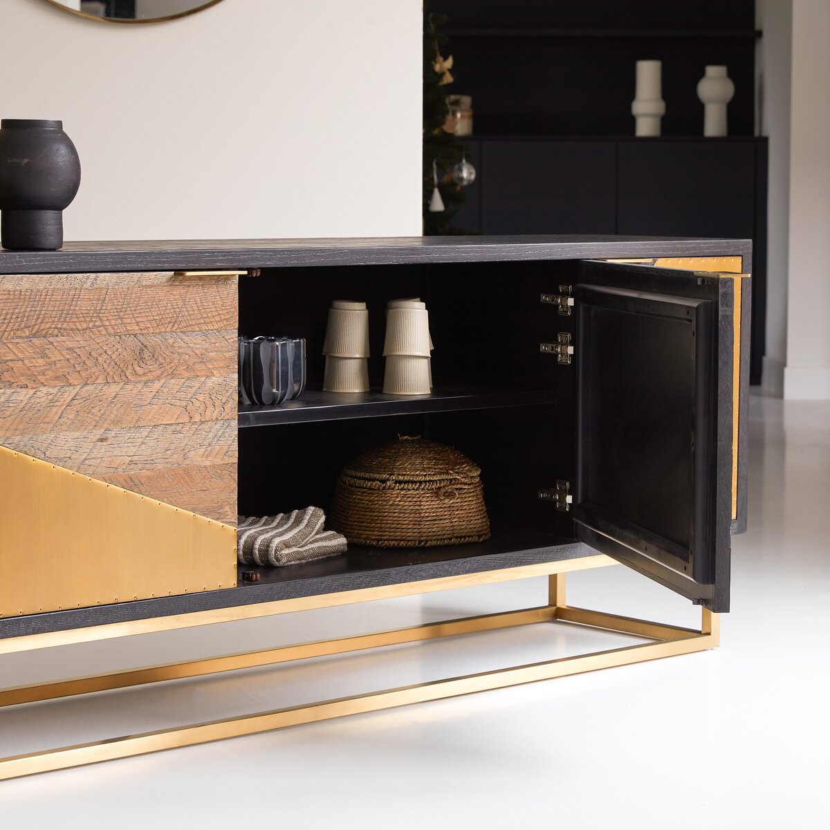 Oscar - TV Schrank aus Eiche 240 cm Oscar - TV Schrank aus Eiche 240 cm