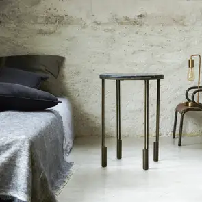 Simëon - Metal and marble Bedside table