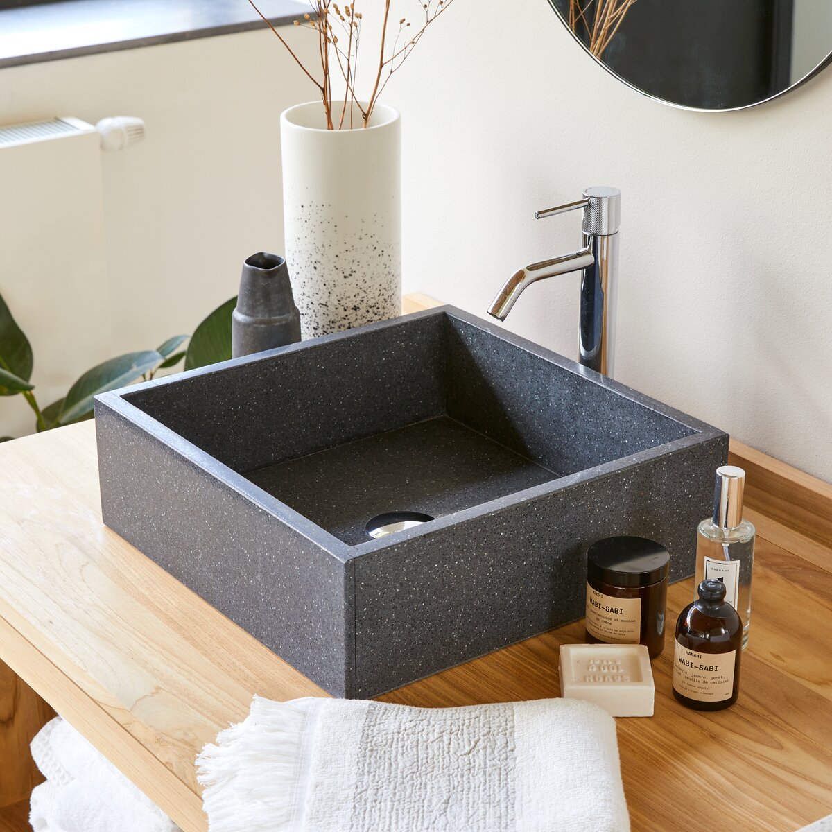 Portasciugamani in battuto di terrazzo nero - Accessori per il bagno -  Tikamoon