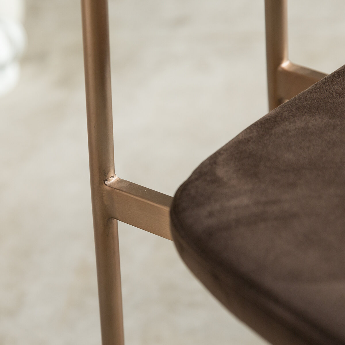 Yutapi - Chaise brown en chêne Yutapi - Chaise brown en chêne