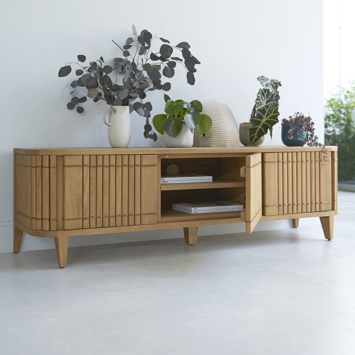 Oak TV unit 160 cm - Living room storage furniture - Tikamoon