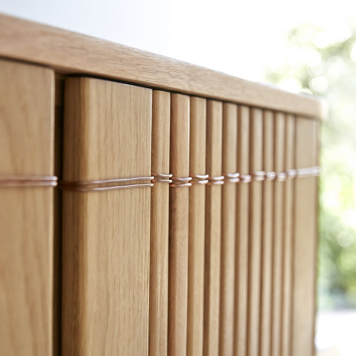 Koppar - Armoire de rangement en chêne massif Koppar - Armoire de rangement en chêne massif